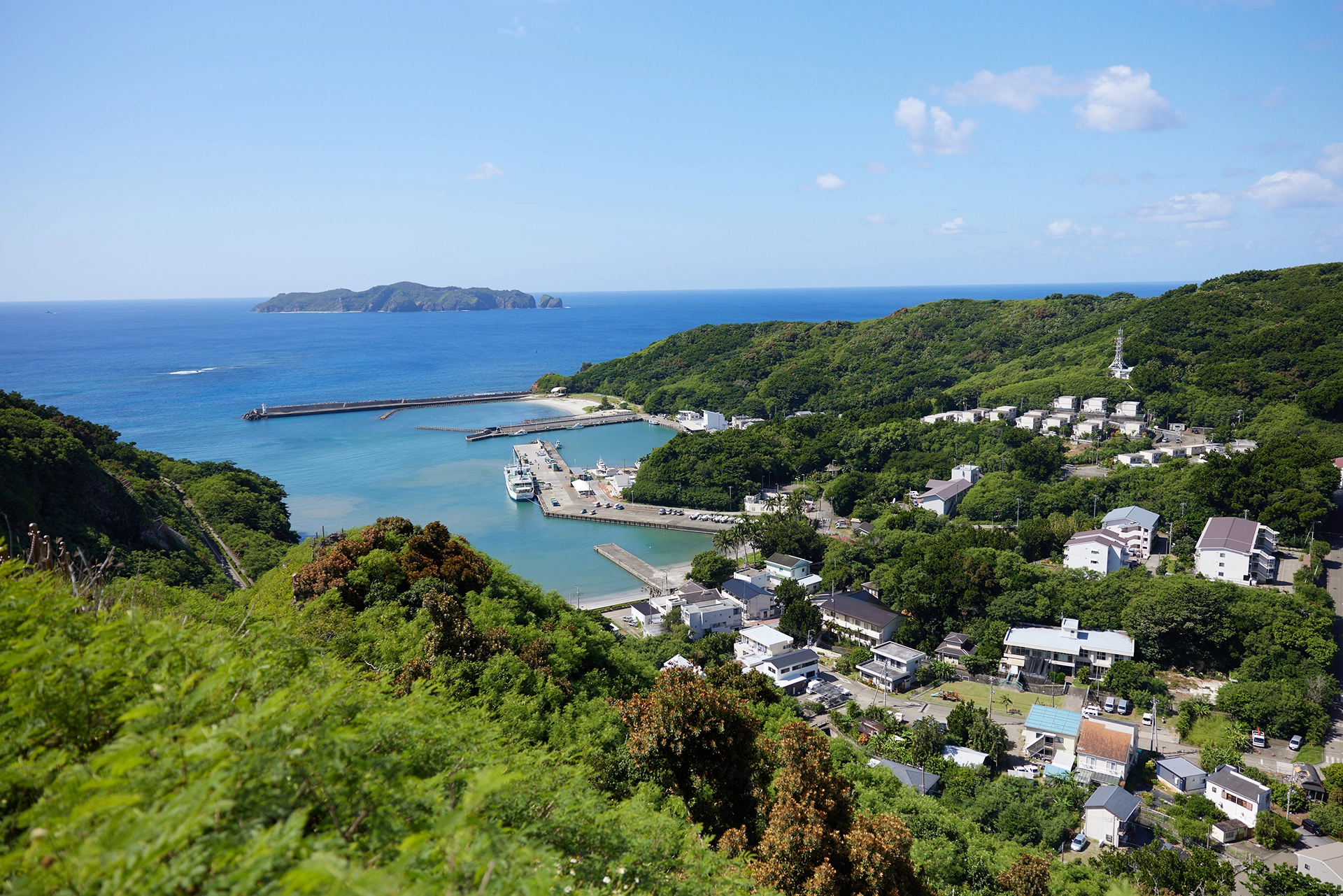 晴れの父島