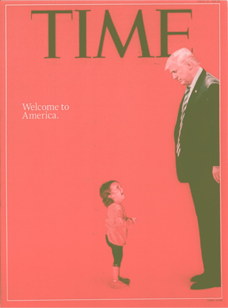 <p>アンチ・トランプな表紙を数多く採用してきた『TIME』。これは、移民の子がトランプを見て泣いちゃうの図。トランプの不寛容政策によって約2000人の移民の子が親と引き離されたという、事実を痛切に訴えたコラージュだ。これが引き金となり国内外から強い反発があり、結果、移民の親子を引き離さない大統領令に署名。</p>
