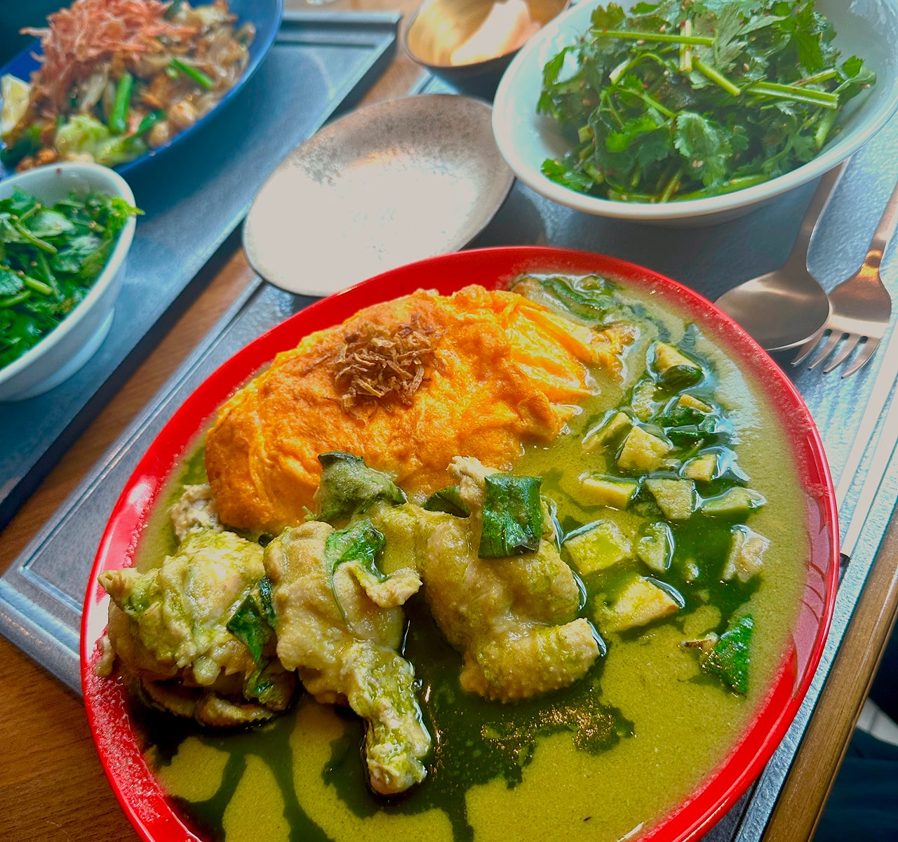 日本×タイ料理の新世界!? 
現地に行かなくても楽しめるタイ料理7店