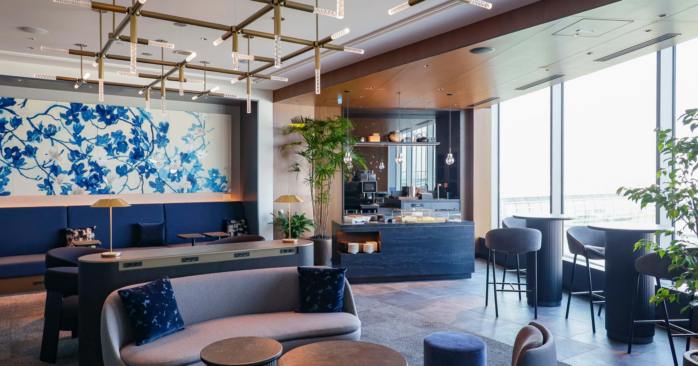 あちゅ 新スクエアターミナル 5万円未満」でSuicaを含めたキャッシュレス対応レジを導入できる