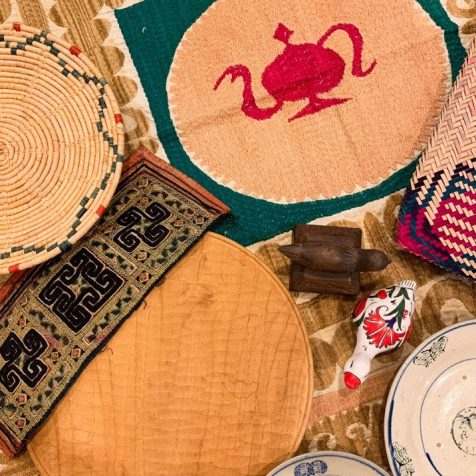 #私が出合った世界の民藝
TRANSIT編集部が旅先で見つけた
民藝品を集めてみた！
