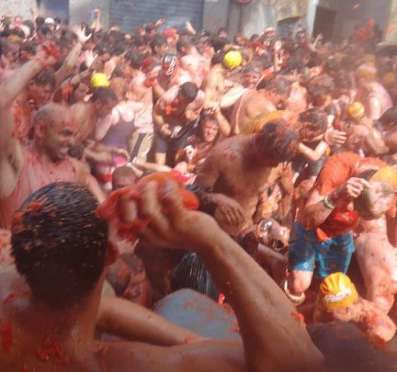 2026年7月、8月、9月の
世界の旅したくなるお祭り15選！ 
牛追い祭り、スパイスマス、トマト祭り…more！