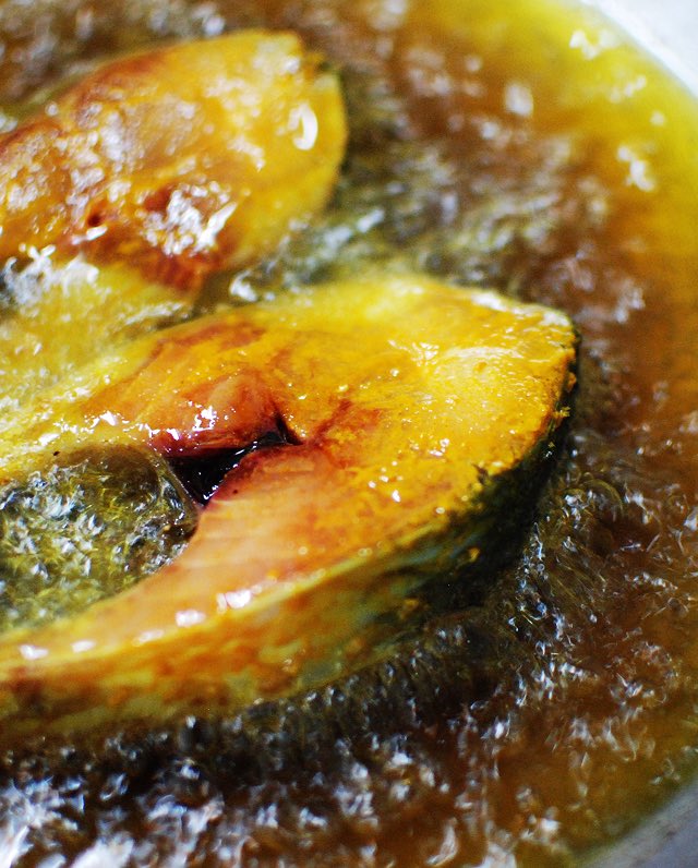 連載｜水野仁輔のカレーの旅、スパイスの謎。
vol.12 バングラデシュ「極限までスパイスを引き算する」
