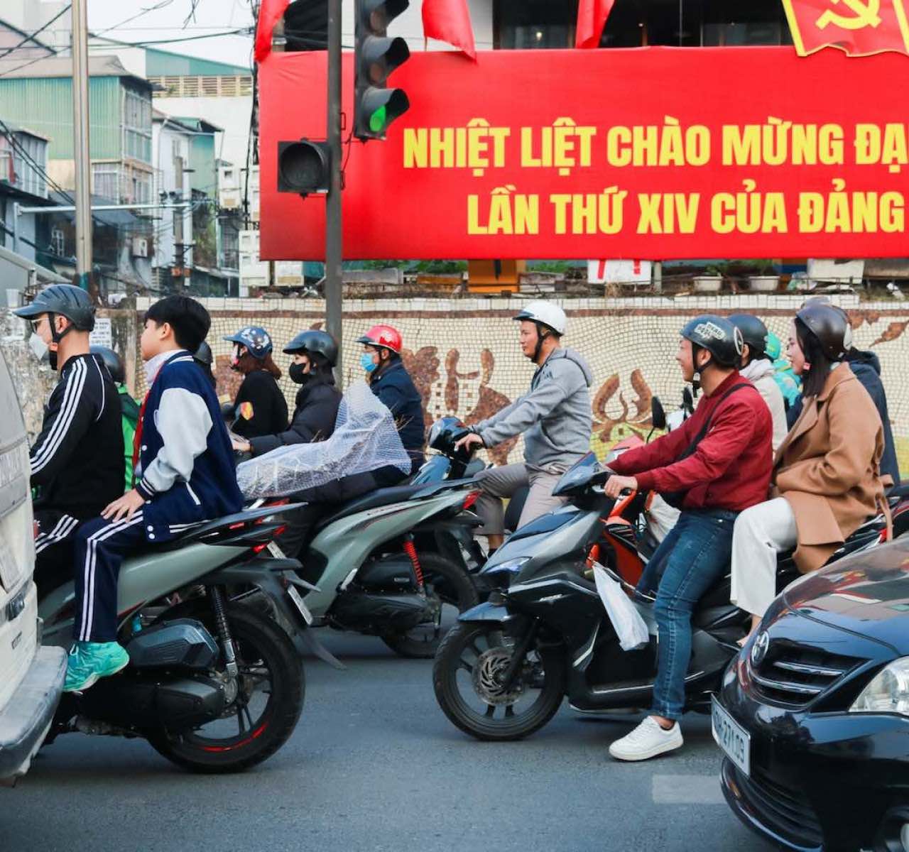 無言の信頼が流れる街、ハノイを歩く。