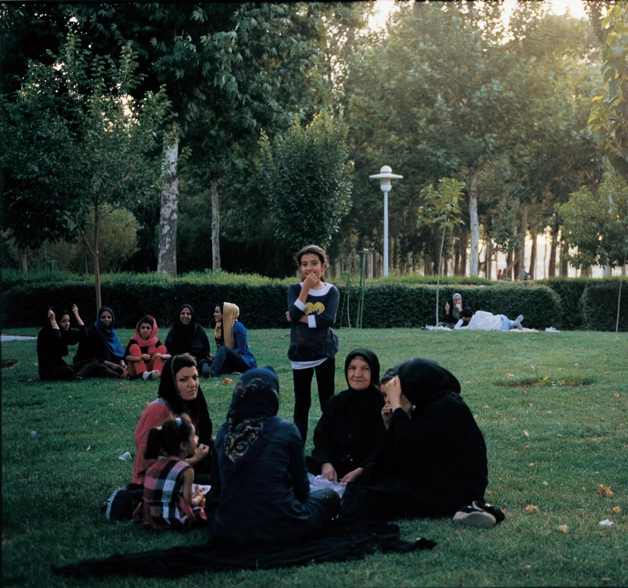 「旅からみたイラン」
ヴェールに包まれた
イラン女性の素顔